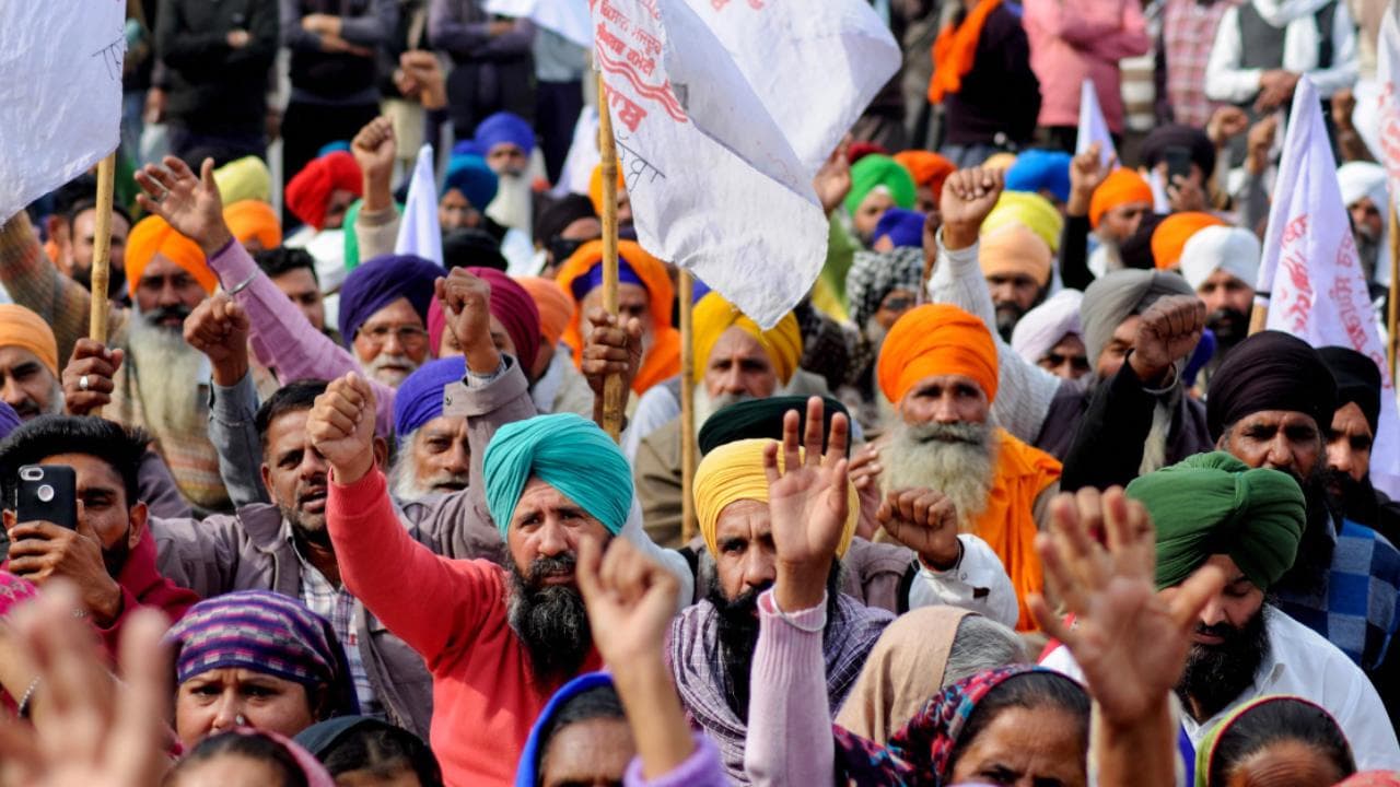 Who has barricaded Delhi borders? Farmers ask after Supreme Court sought response