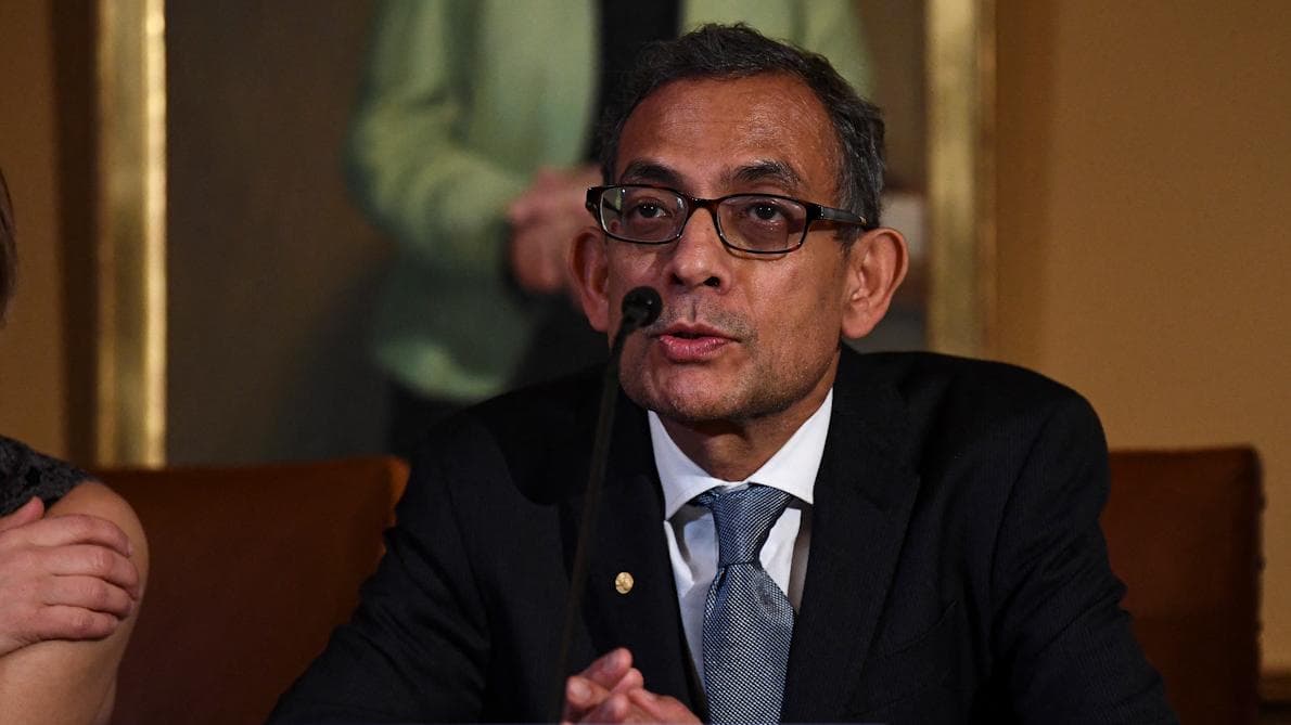 Nobel laureate Abhijit Banerjee: India in 'extreme pain', time to give back to country