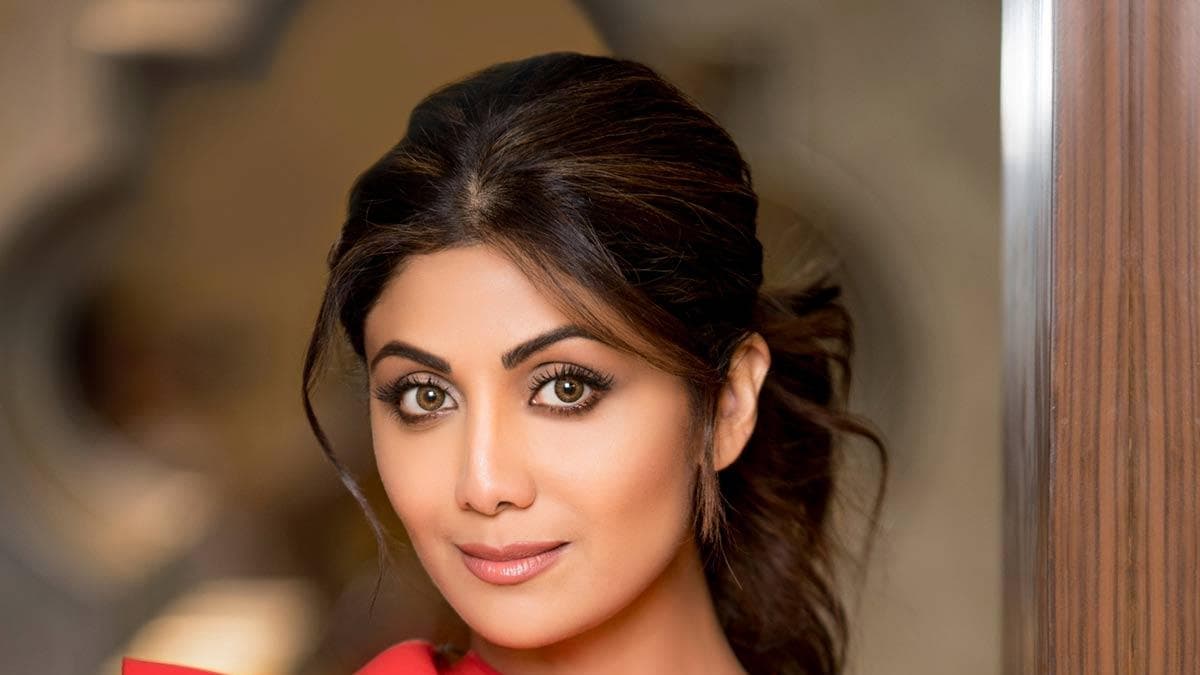 Shilpa Shetty ने दिखाया कैसे मुंडवाए बाल, Video देख लोगों ने दिया अजीबो-गरीब रिएक्शन 