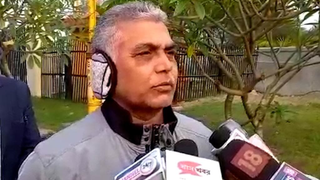 Dilip Ghosh: উত্তরপ্রদেশে ভোটপ্রচারে যাওয়া নিয়ে মমতাকে তীব্র কটাক্ষ দিলীপের