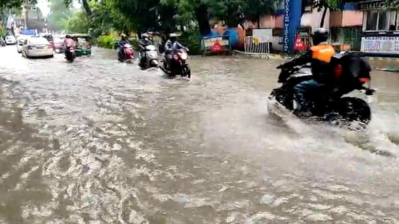 Bhawanipur By-Poll: ভবানীপুর নির্বাচনের কাঁটা নিম্নচাপ, যুদ্ধকালীন তৎপরতায় চলছে প্রস্তুতি