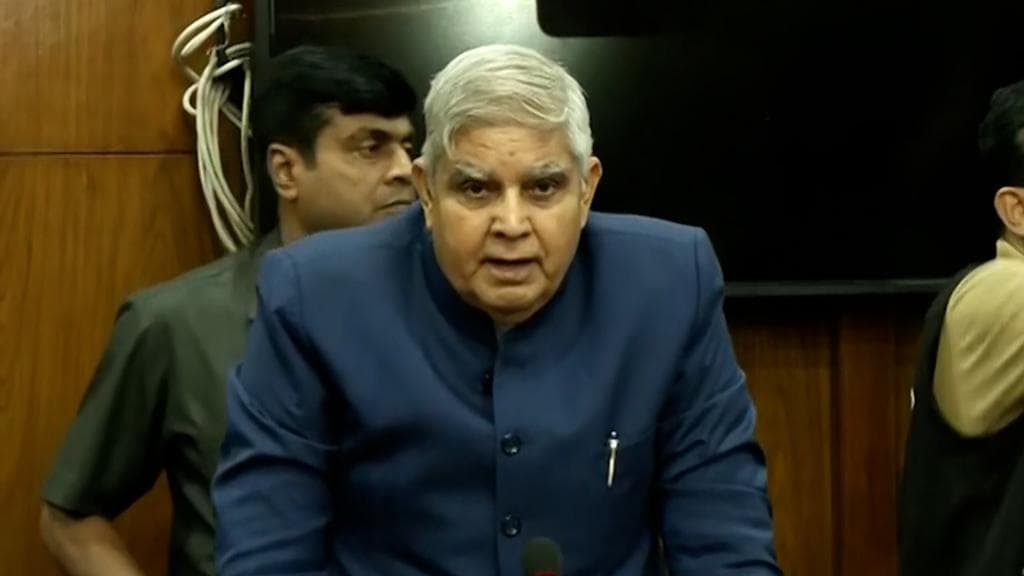 Jagdeep Dhankhar: 'প্রয়োজনের তুলনায় বেশি সক্রিয়', আনিস খান হত্যাকাণ্ড নিয়ে মুখ খুললেন রাজ্যপাল 