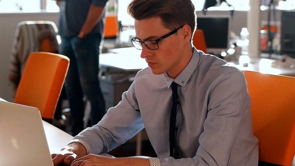 4-day work: সপ্তাহে কাজের দিনের সংখ্যা কমাল বেলজিয়াম, ছুটির পর অগ্রাহ্য করা যাবে বসকেও