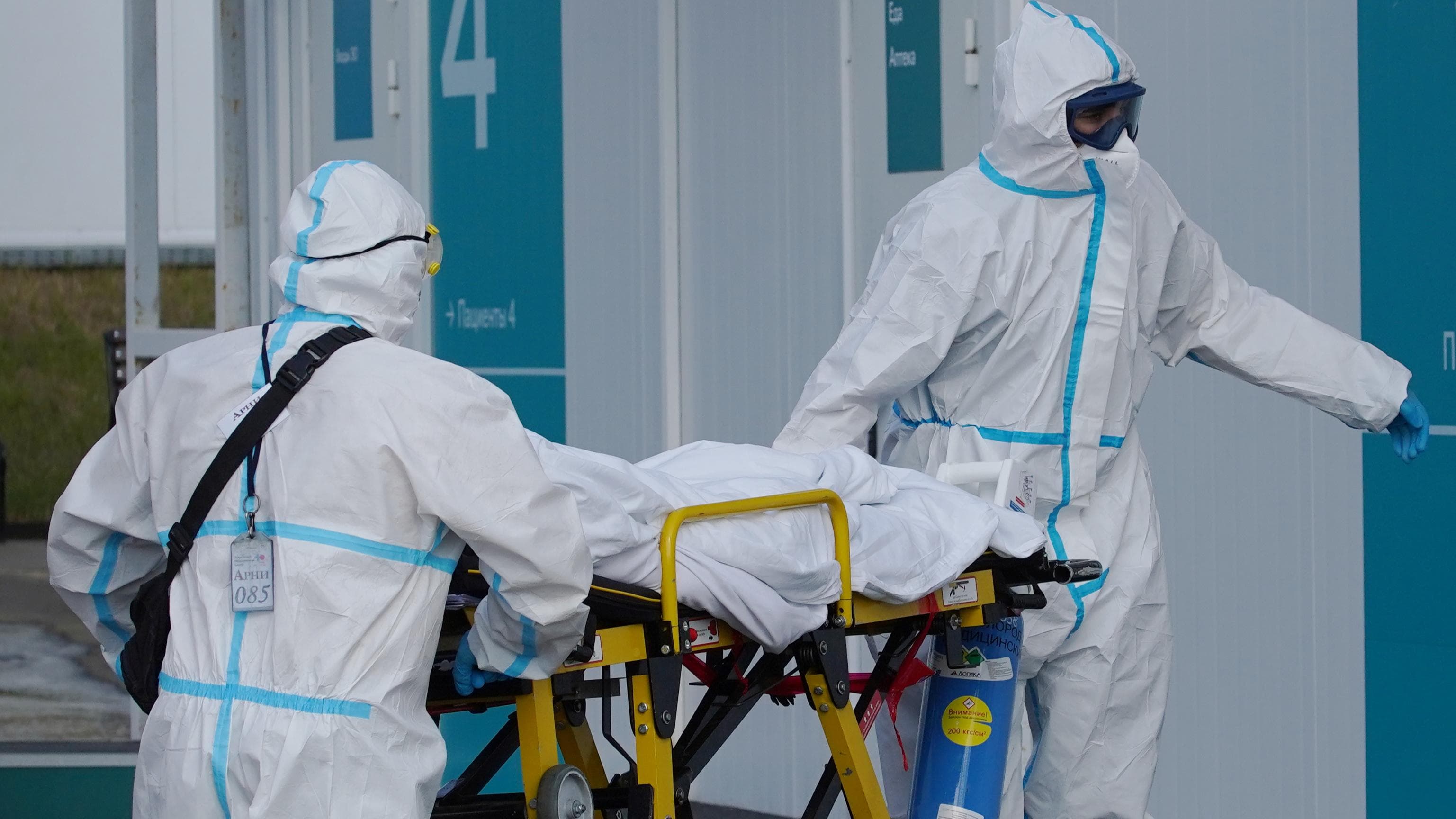 Corona Crisis: रूस में कोरोना का कहर, एक दिन में 900 से ज्यादा की थमीं सांसें