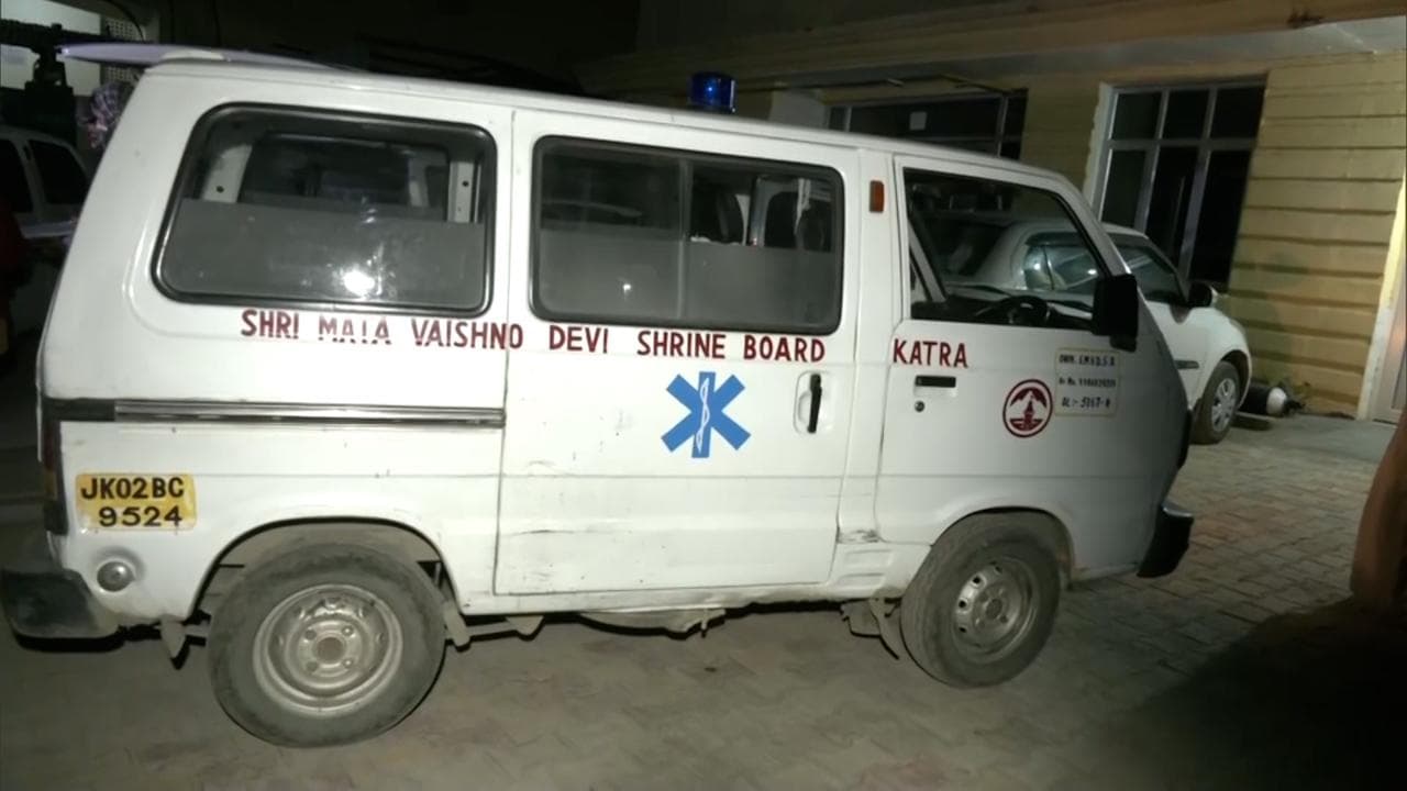 12 dead in Vaishno Devi stampede: PM Modi, Rahul Gandhi offer condolences