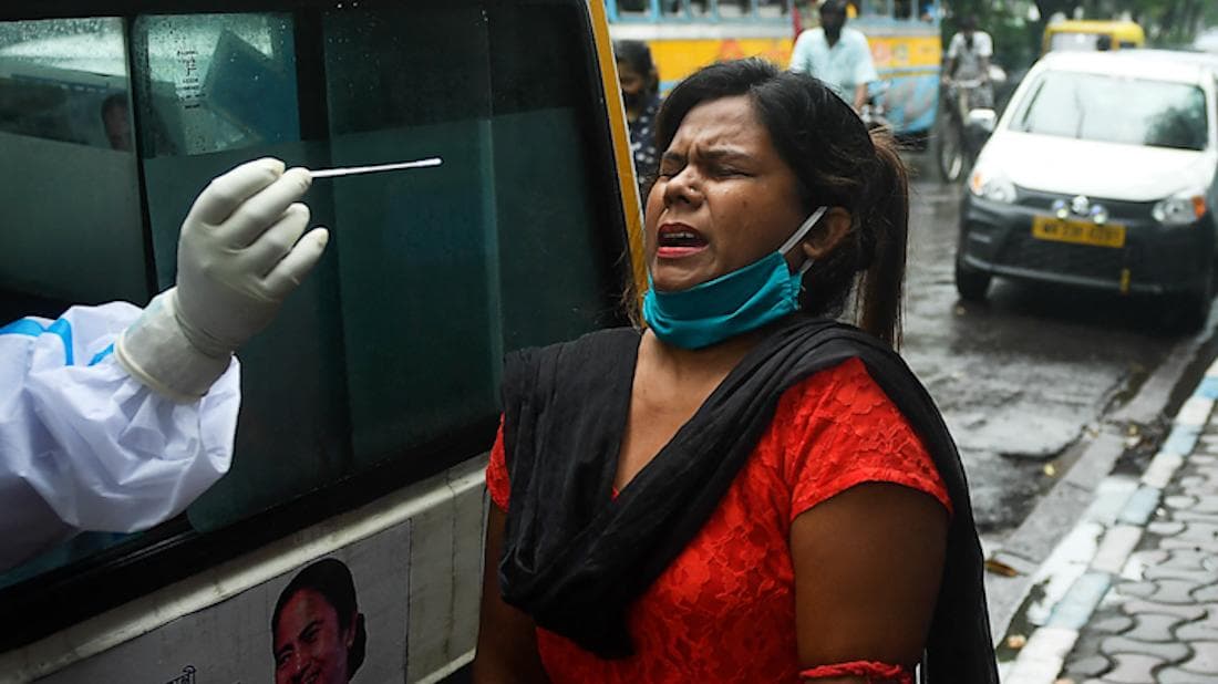 West Bengal Covid Update: রাজ্যে নতুন করে কোভিড আক্রান্ত ৪১৮ জন, মৃত্যু হয়েছে ১০ জনের
