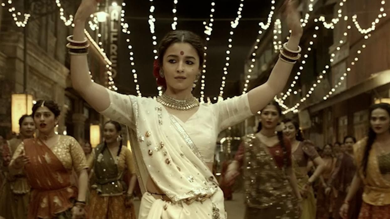 Gangubai Kathiawadi's first song 'Dholida' out, Alia Bhatt aces the bold avatar