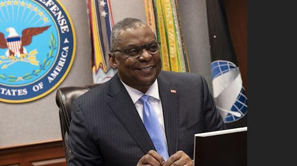 US Covid 19: अमेरिका में फिर बेकाबू हो रहा कोरोना वायरस, रक्षा मंत्री लॉयड जेम्स ऑस्टिन भी हुए पॉजिटिव 