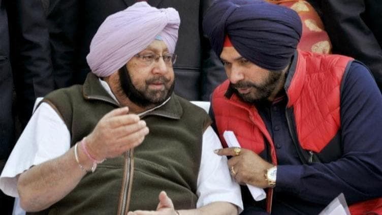 'Loner, buffoon': Amarinder's yorkers after Sidhu's reverse sweep at Congress 