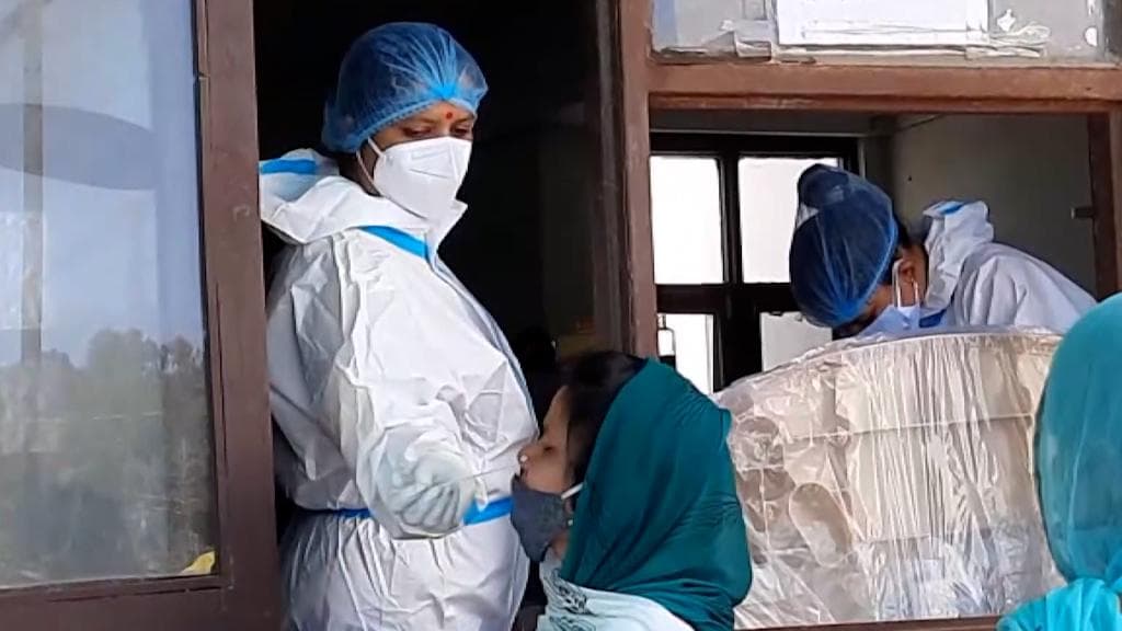 National Covid bulletin: ফের বাড়ল দেশের দৈনিক করোনা সংক্রমণ, একদিনে আক্রান্ত প্রায় ৩২ হাজার