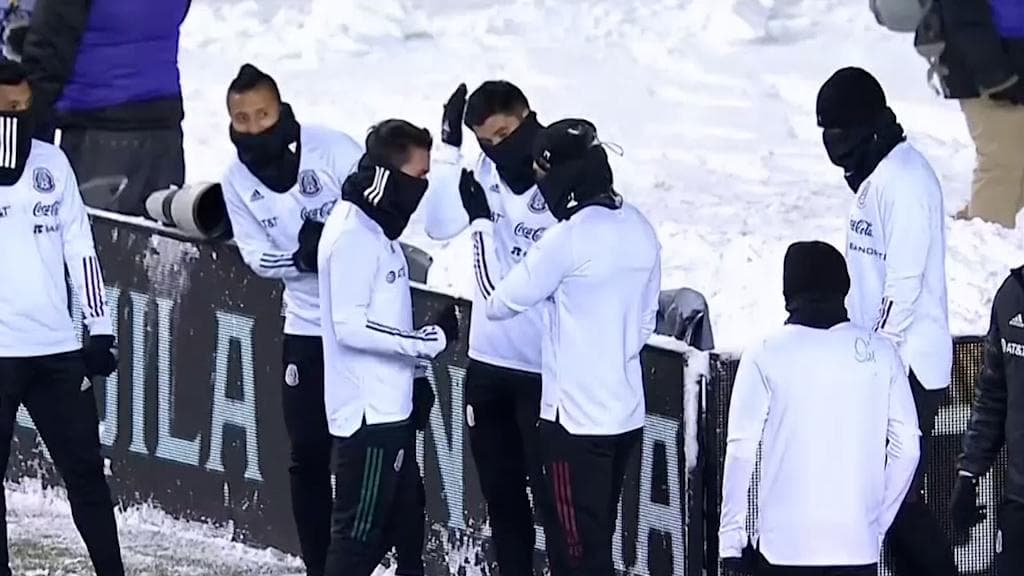 Canada-Mexico match in -16 degrees temparature: -১৬ ডিগ্রি তাপমাত্রায় খেলতে নেমে মেক্সিকোকে হারাল কানাডা