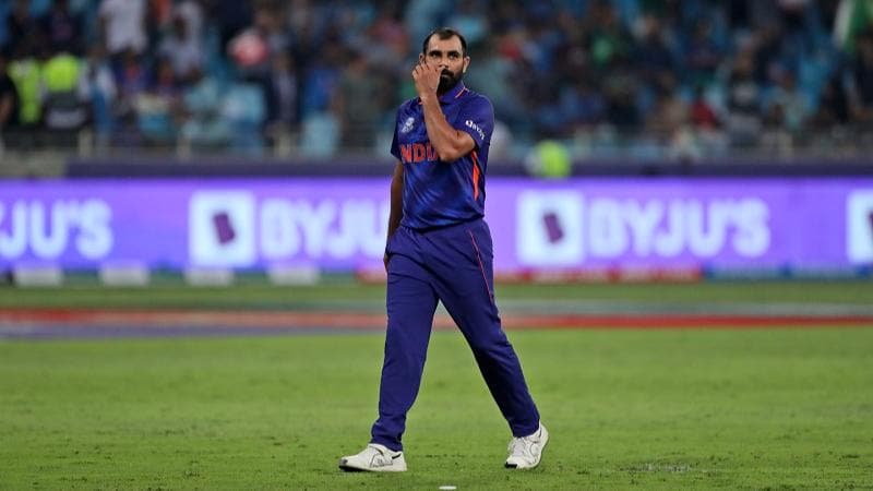 T20 World Cup 2021: Mohammed Shami trolled after India's loss vs Pakistan, cricketers stand in support