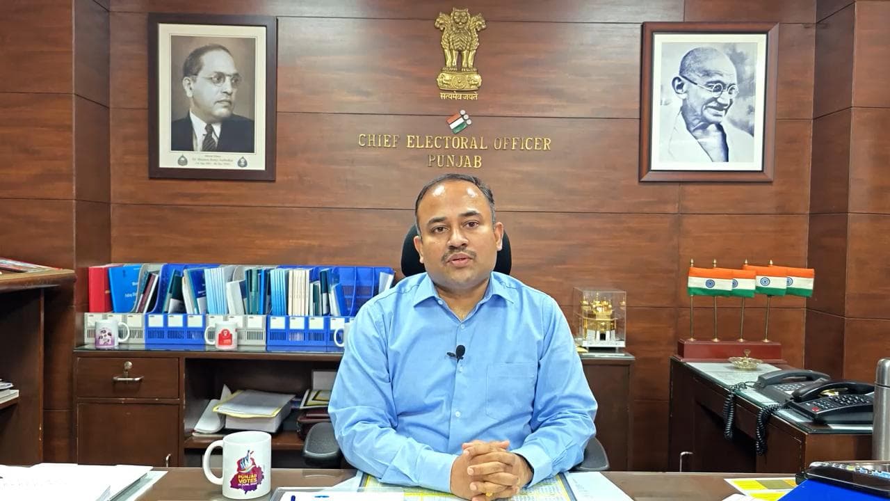 Punjab CEO holds meeting with DCs, senior police officers over LS polls