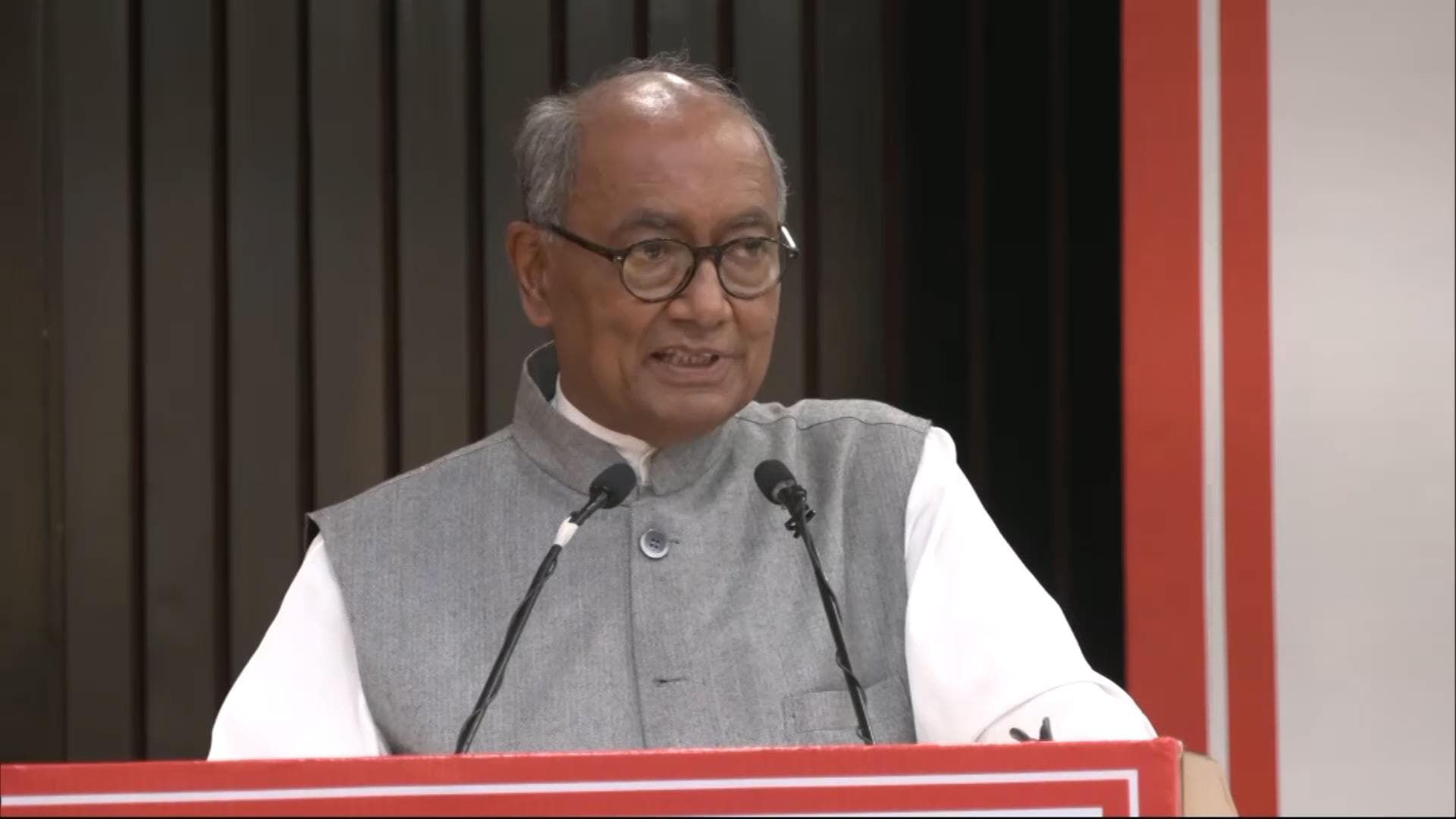 दिग्विजय सिंह का RSS-BJP पर निशाना, बोले- आडवाणी जहां भी गए, नफरत के बीज बो दिए