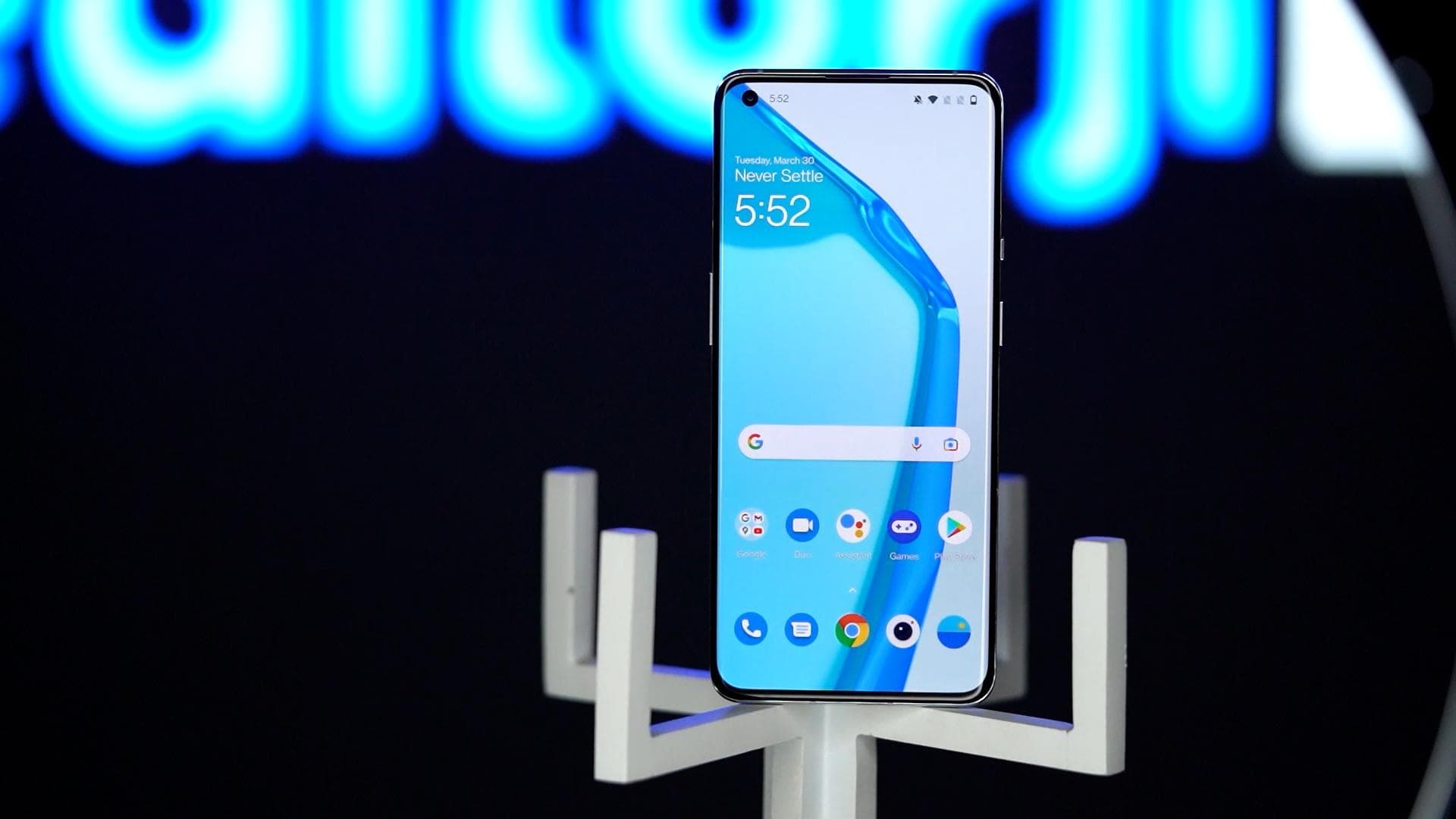 OnePlus 9, OnePlus 9 Pro begin receiving OxygenOS 12 beta builds