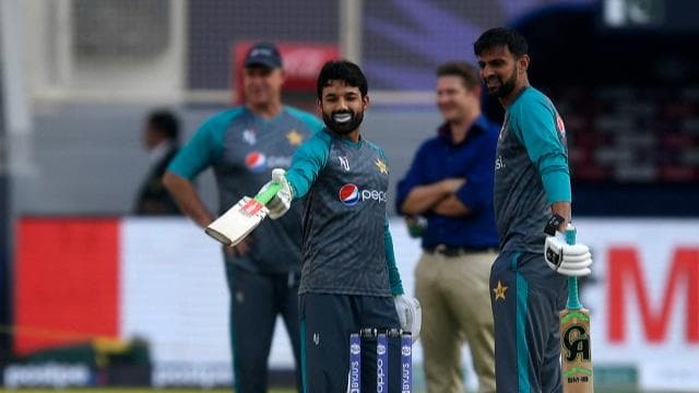 Pak vs Aus, T20 World Cup 2021: Mohammad Rizwan, Shoaib Malik declared fit to play the semi-final