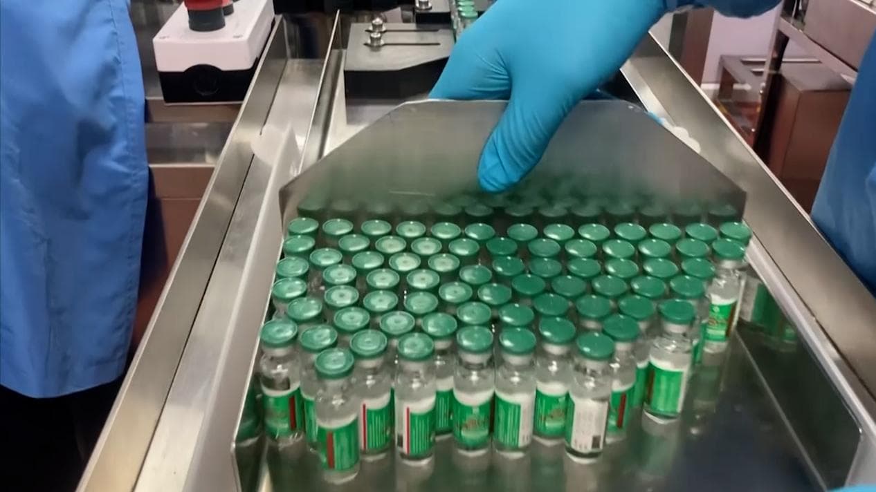 Lancet Study: ফাইজার বা অ্যাস্ট্রোজেনেকার দুটি ডোজের থেকে বিভিন্ন ভ্যাকসিনের মিশ্রণ অনেক বেশি কার্যকরী