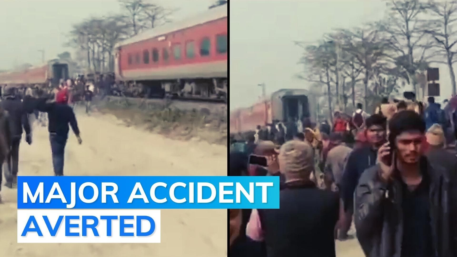 Watch: train coaches detach from moving train in Bihar's Bettiah