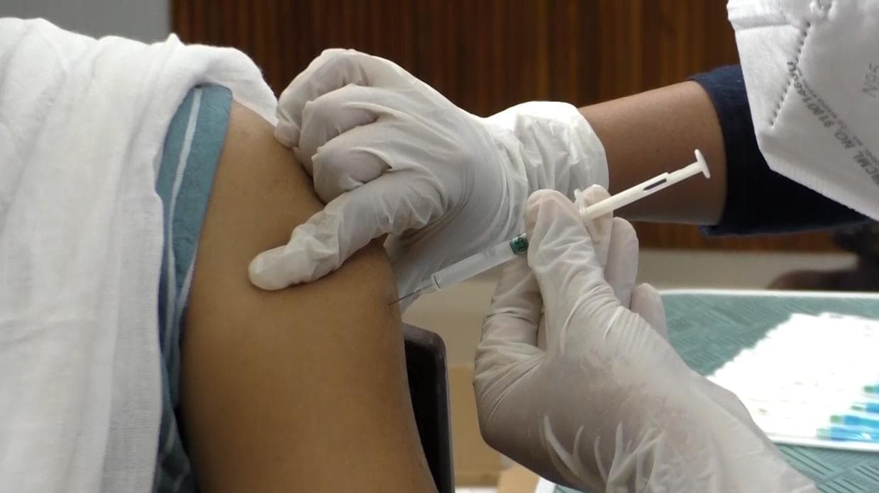 Booster Dose: 'बूस्टर डोज़ है वक्त की जरूरत', SII ने ये कहते हुए DCGI से मांगी इजाजत