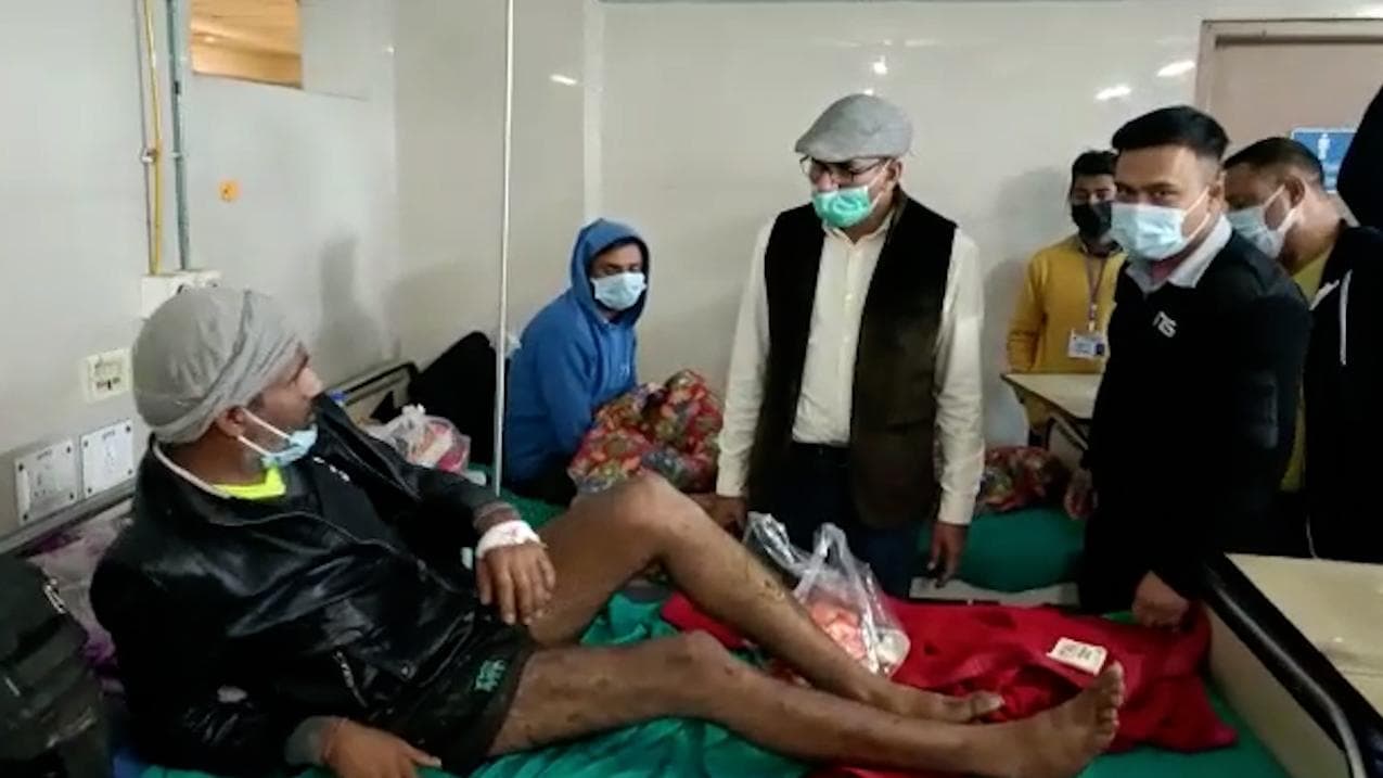 Train accident update : বিকানের এক্সপ্রেস দুর্ঘটনায় আহতদের দেখতে হাসপাতালে এলেন কমিশনার অফ রেলওয়ে সেফটি