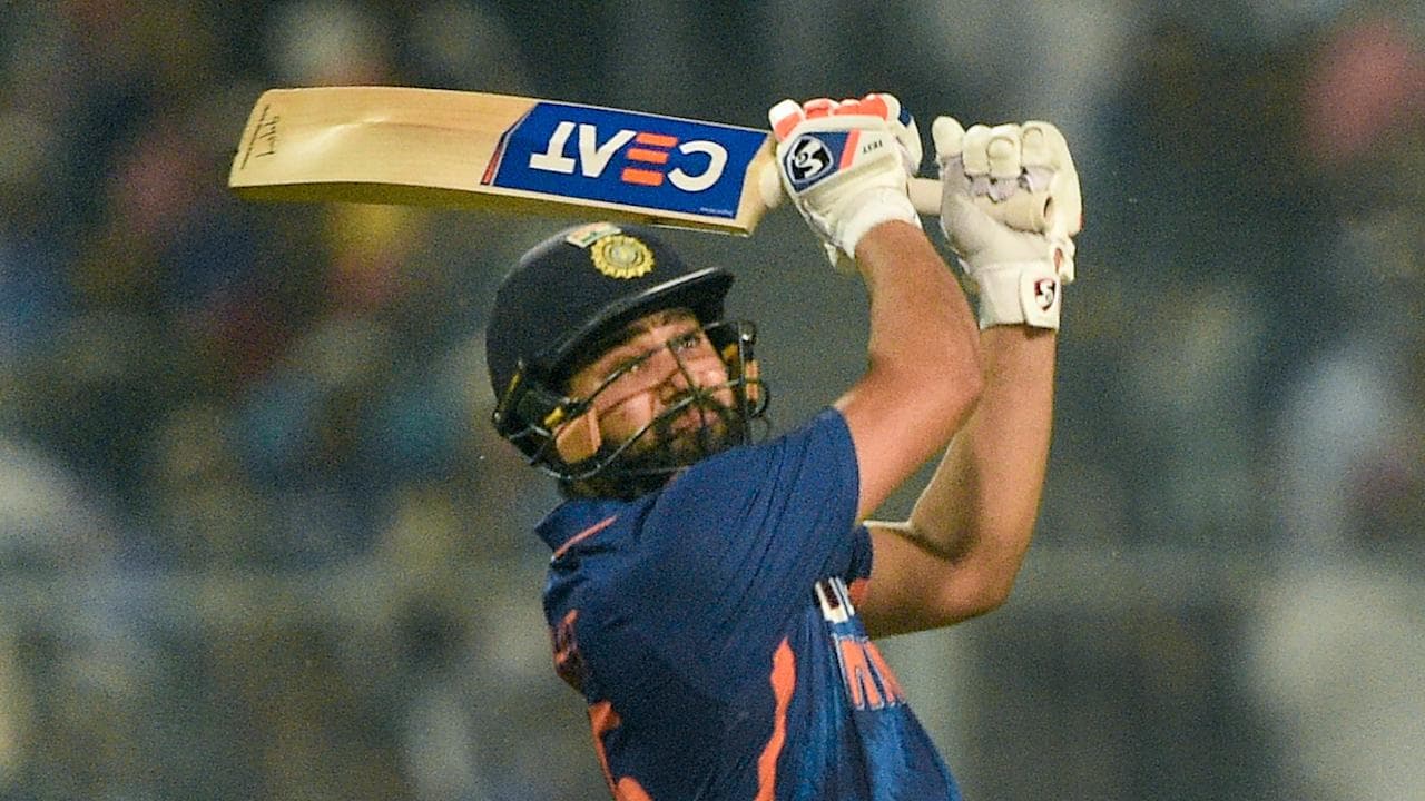 Rohit New Records: कोहली का 'विराट' रिकॉर्ड तोड़ रोहित बनें No-1, तो T20 में 150 छक्के भी किए पूरे
