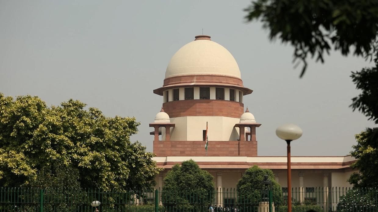 Supreme Court: ভোটের আগে প্রতিশ্রুতির বন্যা রাজনৈতিক দলগুলির, কমিশন ও কেন্দ্রকে নোটিশ পাঠাল সুপ্রিম কোর্ট