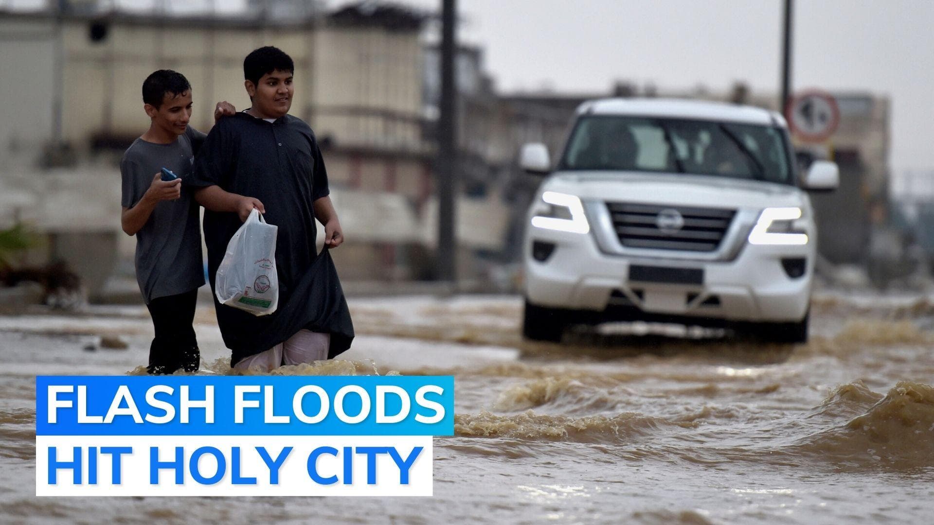 Watch: flash floods wash away vehicles in Mecca, Saudi Arabia