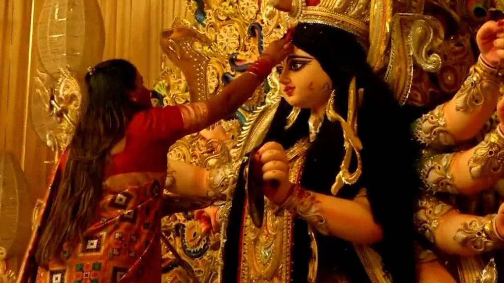 Mudiali Sindur Khela: ভ্যাকসিনেশন সার্টিফিকেট দেখালেই সিঁদুর খেলার অনুমতি দিল মুদিয়ালি ক্লাব