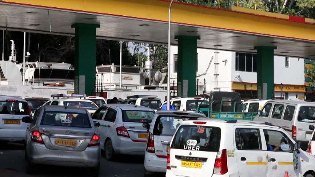 CNG and piped cooking gas costlier by over ₹2 after steep hike in natural gas prices