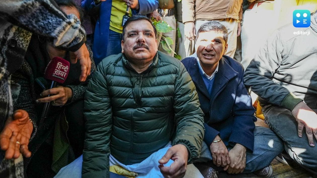 'Sheesh Mahal' row: AAP's Saurabh Bharadwaj, Sanjay Singh stopped from entering Delhi CM bungalow