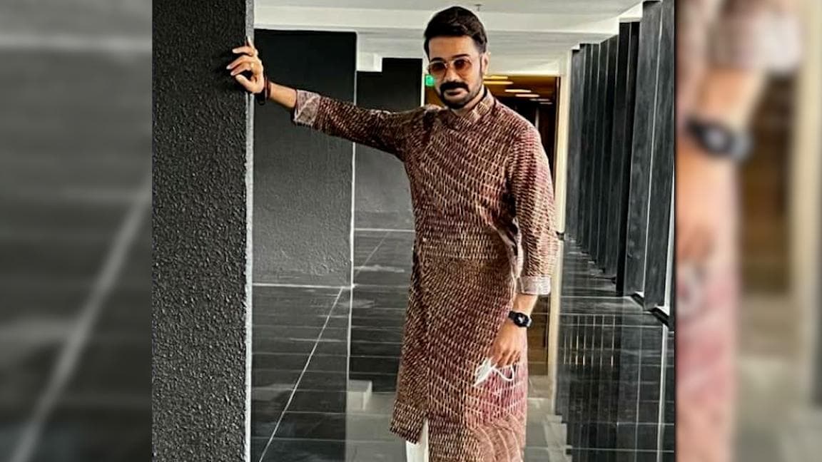 Prosenjit Chatterjee : সুইগিতে খাবার না পেয়ে মোদী-মমতাকে চিঠি, টুইটারে ট্রোলড প্রসেনজিৎ
