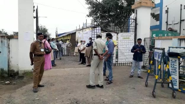 West Bengal By-poll: ভোটগণনা ঘিরে কড়া নিরাপত্তা সামশেরগঞ্জ, জঙ্গিপুরে