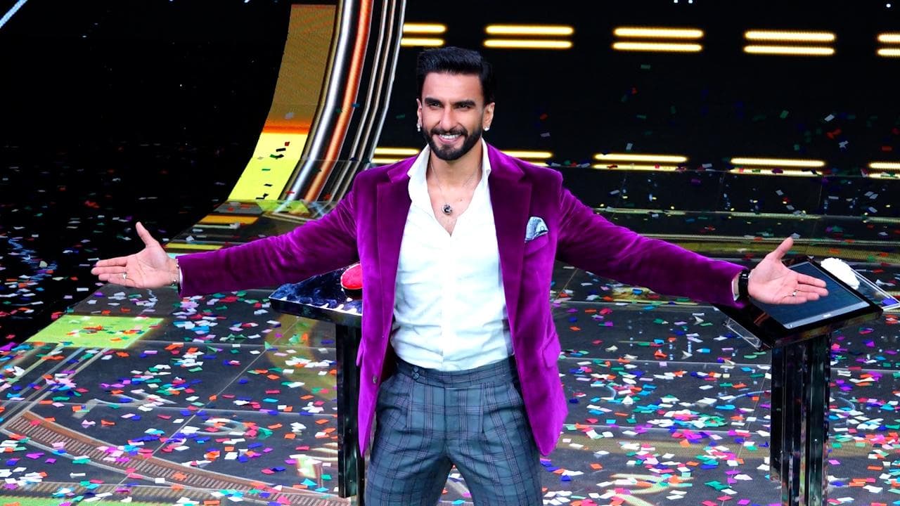 Ranveer Singh ने Deepika Padukone के गाने 'लुंगी डांस' पर लगाए ठुमके, देखें वीडियो