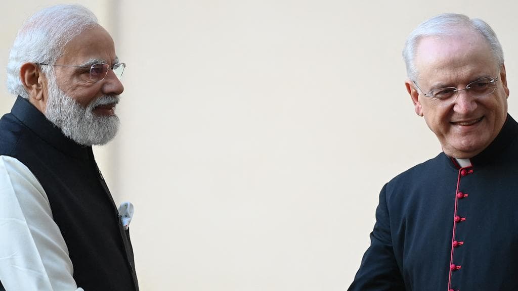 Narendra Modi: ভ্যাটিকানে পোপের সঙ্গে বৈঠক প্রধানমন্ত্রী নরেন্দ্র মোদীর