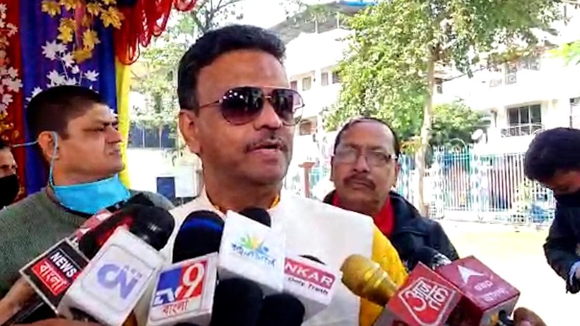 TMC Candidate List: প্রার্থীতালিকা নিয়ে ক্ষোভ চলছেই, সুর নরম অখিলের, কড়া বার্তা ফিরহাদের