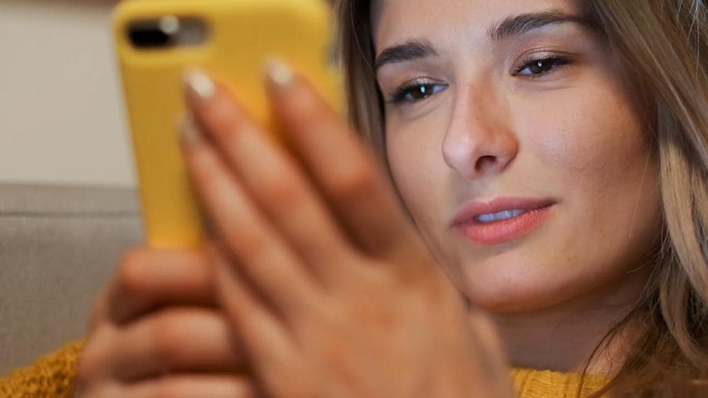 WhatsApp: অ্যান্ড্রয়েড ইউজারদের জন্য নতুন ইমোজি রিয়্যাকশন আনছে হোয়াটসঅ্যাপ