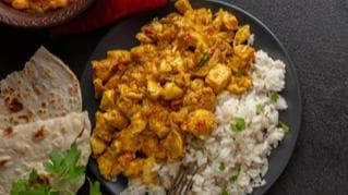 Durga Puja 2021: नवरात्रि के दौरान भी मांस-मछली खाते हैं बंगाली, जानिये क्या है ये रिवाज़