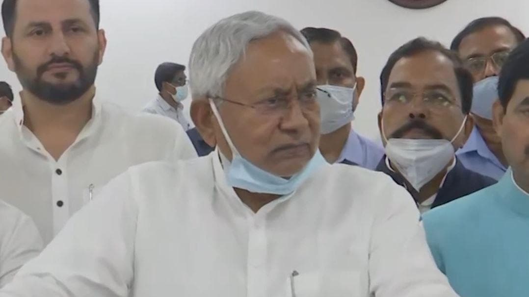 Nitish on Murders: तेजस्वी ने कहा नीतीश हैं बिहारियों की हत्या के जिम्मेदार, जानें नीतीश ने क्या कहा? 