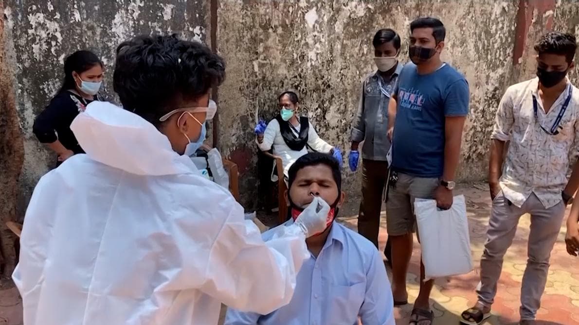 Covid in Bengal: রাজ্যে নতুন করে কোভিডে আক্রান্ত ৬৯৮০ জন, মৃত্যু ৩৬ জনের