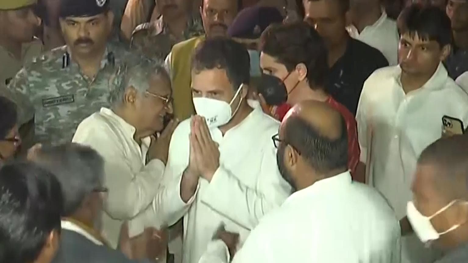 Lakhimpur Kheri: Rahul & Priyanka Gandhi meet family of deceased farmer