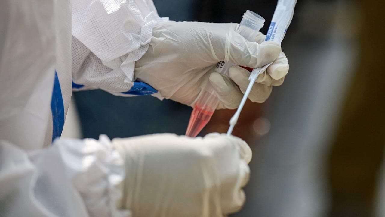 India Covid Update : বেলাগাম ওমিক্রন দাপট, দেশে নতুন করে করোনায় আক্রান্ত ২৭,৫৫৩