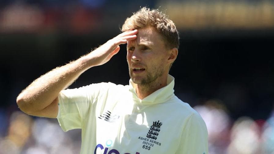 Ashes 3rd Test: Joe Root must step down as English skipper, says Geoffrey Boycott