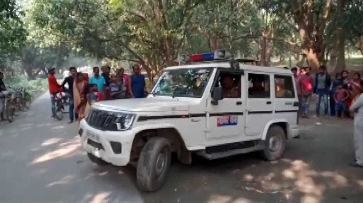 Bihar: वैशाली में सड़क किनारे मिले 9 जिंदा बम, बच्चों की पड़ी नजर