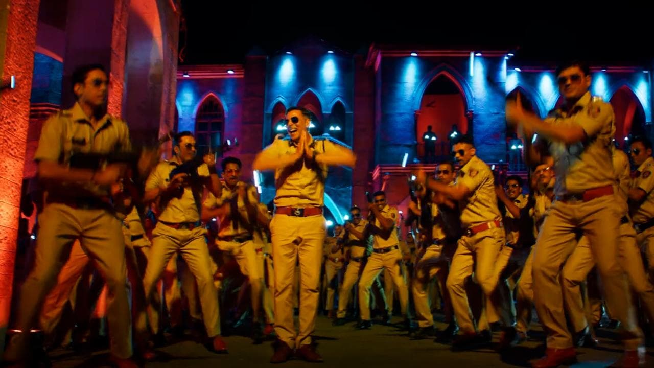Sooryavanshi का पहला गाना रिलीज़, पुलिस की वर्दी में अक्षय, अजय और रणवीर का धमाकेदार डांस