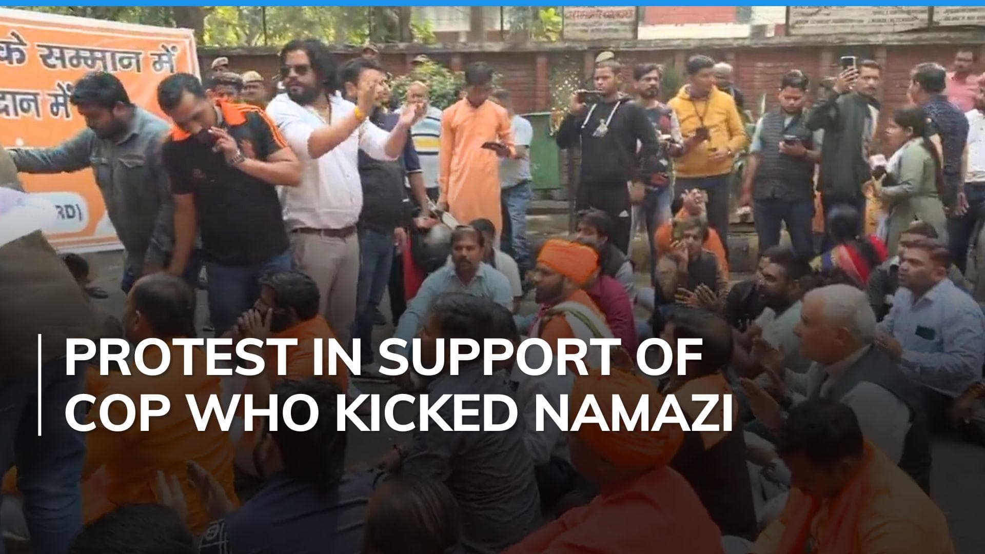 Inderlok namaz incident: Hindu Raksha Dal protests, demands cancellation of SI's suspension