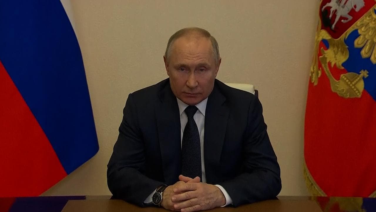 Ukraine war: Putin's declaration in call with Macron; Russia's 2nd nuclear war comment in 2 days