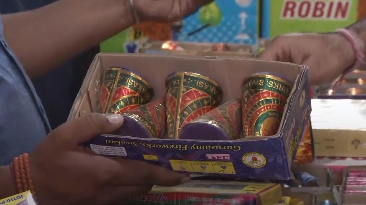 Delhi: Complete ban on sale & bursting of firecrackers up to January 1