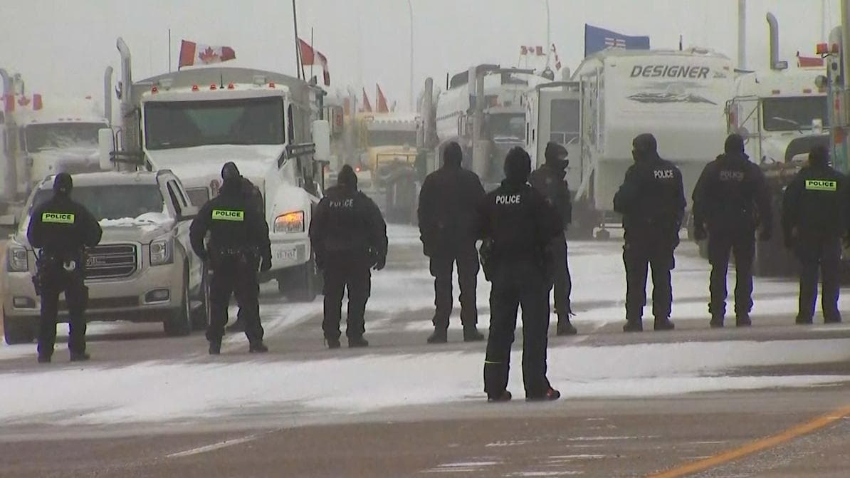 Watch: police break up truckers protest at US-Canada border