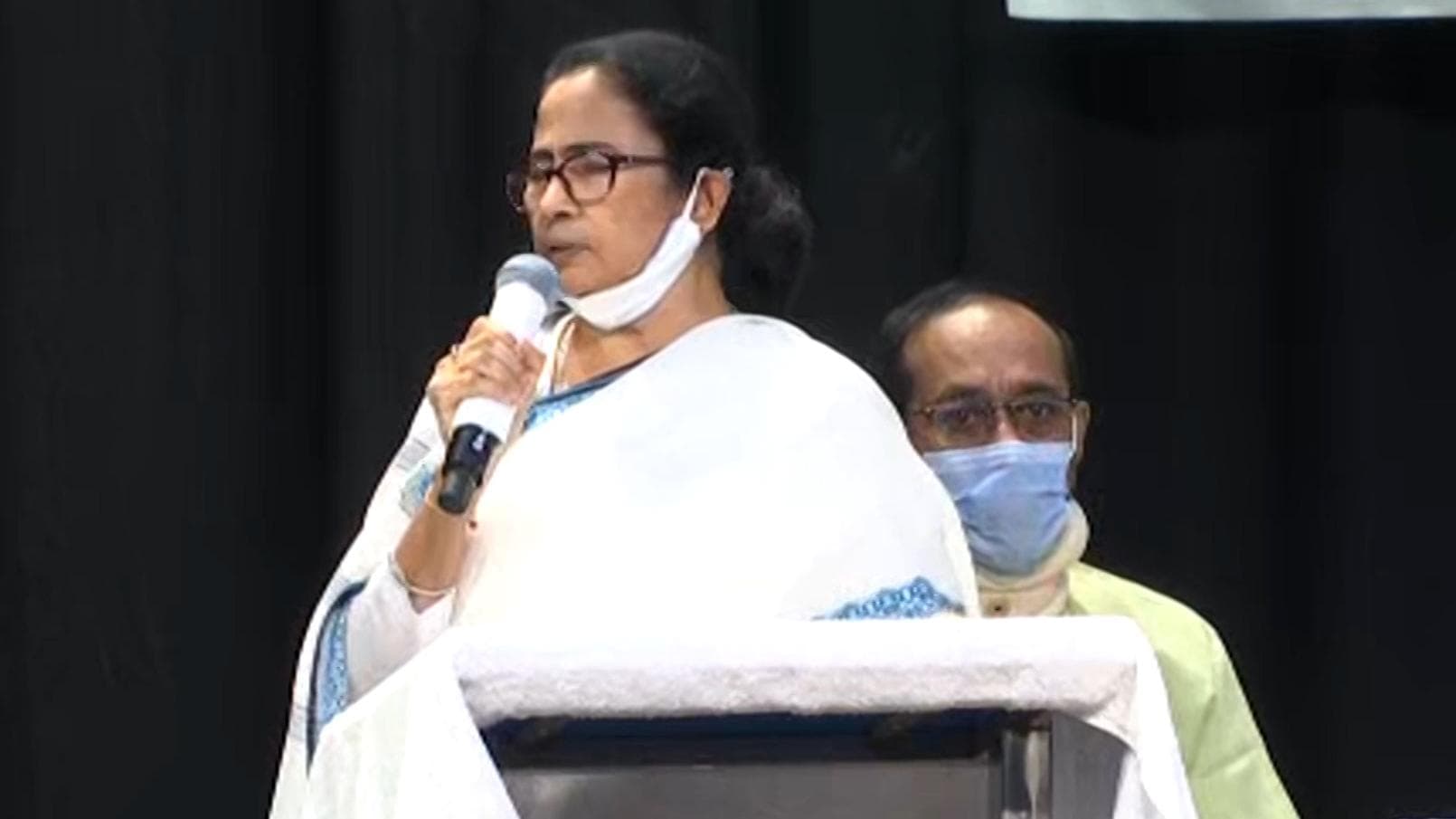 Mamata Banerjee: নির্দলদের নাম কাটার বার্তা মমতার, তৈরি হল শৃঙ্খলারক্ষা কমিটি