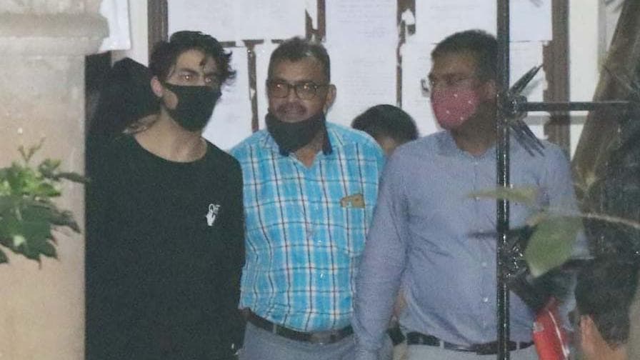 Drugs Case: वकील मानेशिंदे का आया स्टेटमेंट, कहा- Aryan Khan वहां सिर्फ गेस्ट थे